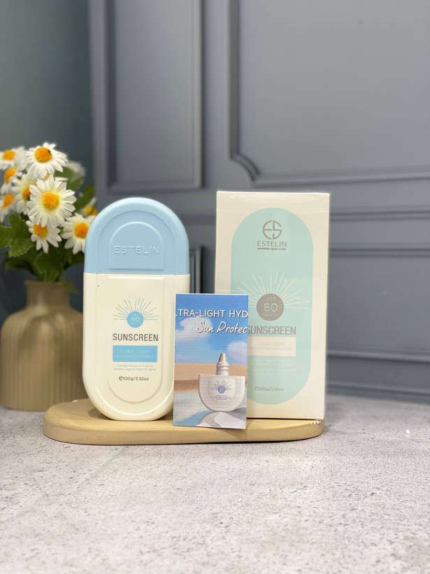 ضدآفتاب استلین مدل Ultra-Light Hydrating Invisible SPF80 💙
